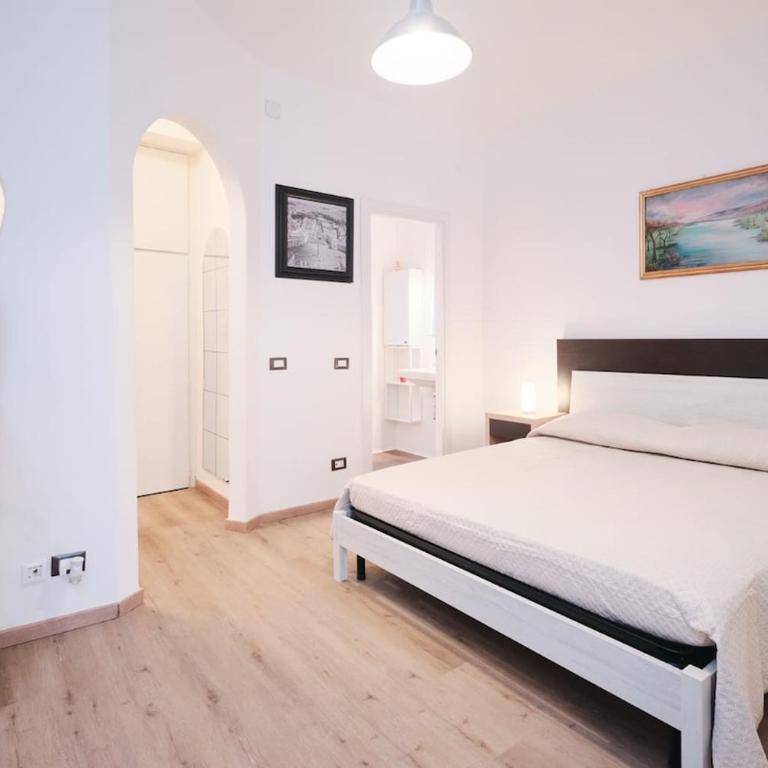 Tuscolana White Apartment - Appartamento con 1 Camera da Letto - 1