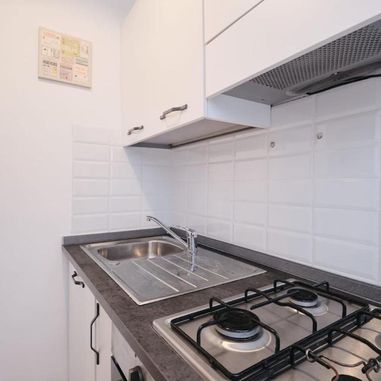 Tuscolana White Apartment - Appartamento con 1 Camera da Letto - 18