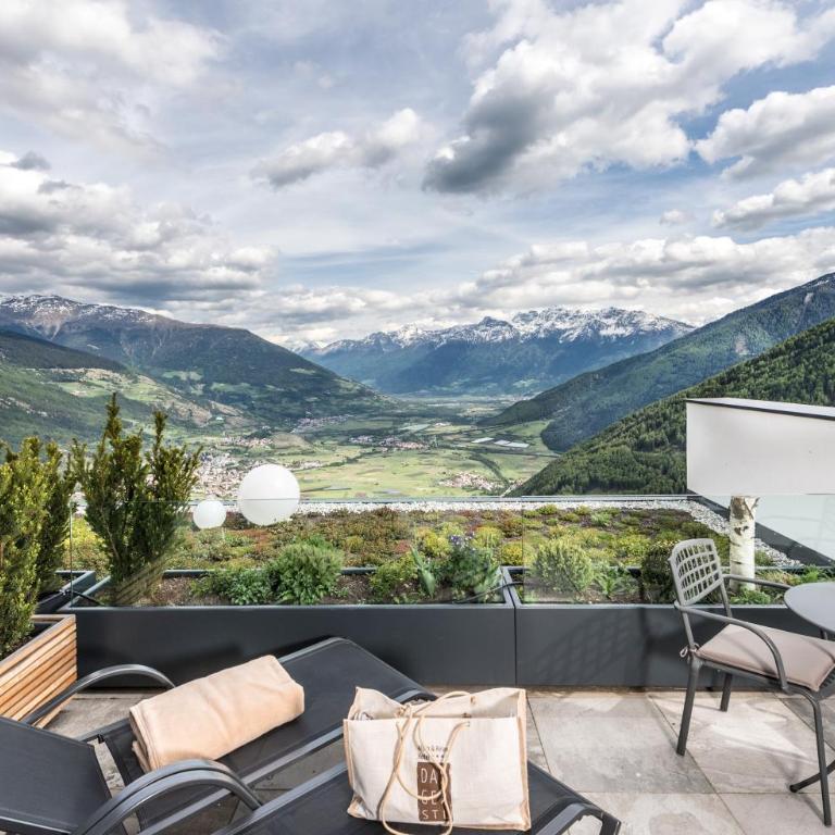 DAS GERSTL Alpine Retreat - Triple Room with Terrace - 1