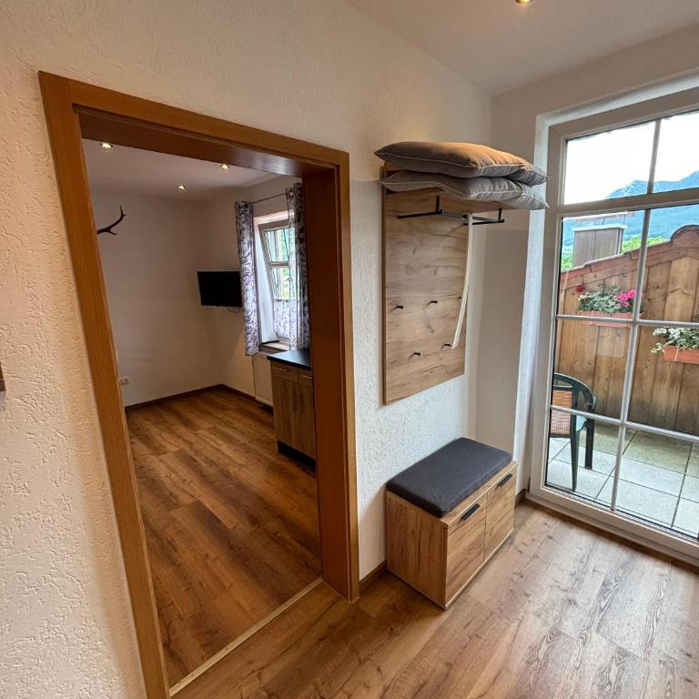 Café Chiemgau und Gästehaus - Deluxe Apartment - 5