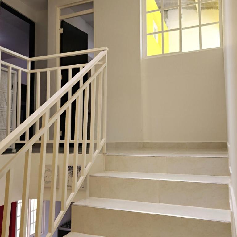 Casa con Parqueadero Privado y Central - Two-Bedroom House - 7