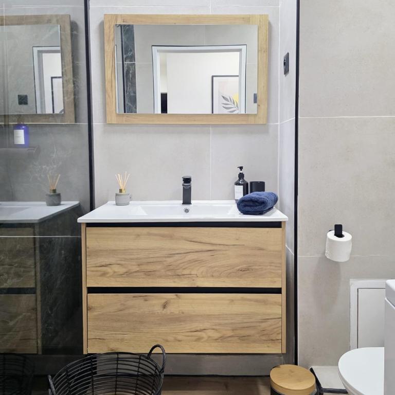 Cosy Apartments - Marseille Estiennes d'Orves - Hyper central students apartment close to metro and Vieux-Port - One-Bedroom Apartment - 16