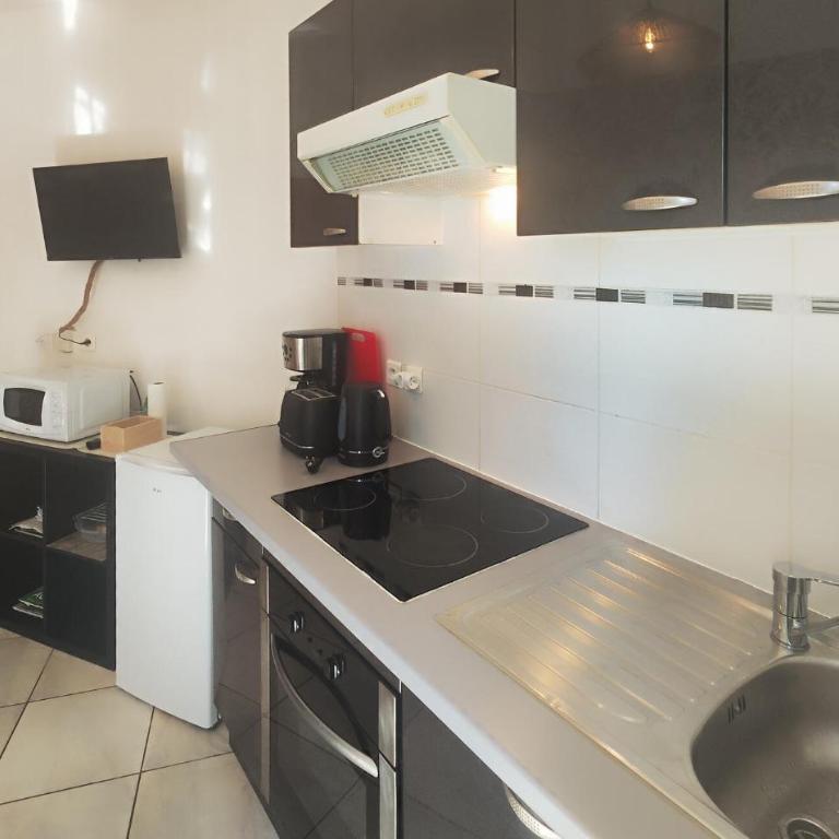 1 Bedroom Amazing Apartment In Agde - One-Bedroom Apartment - 7