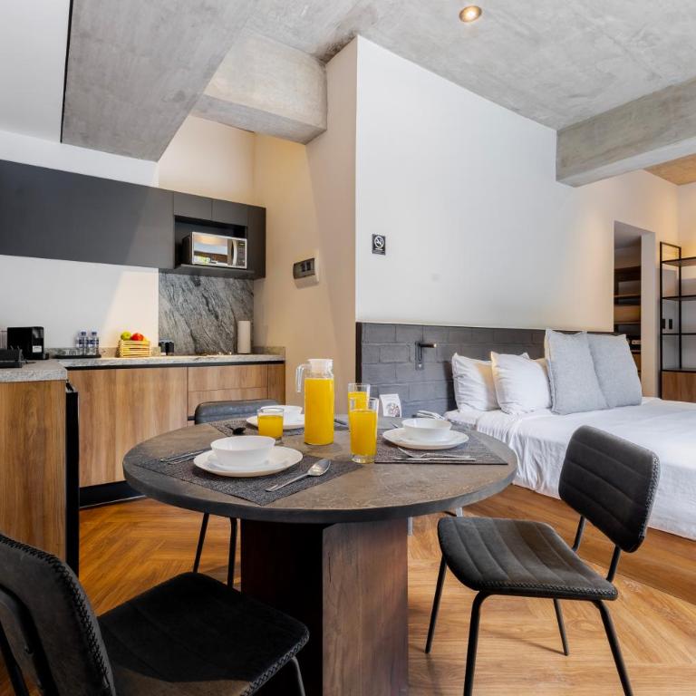 Park Condesa by Capitalia - Premium Loft, Balcony, Inner Courtyard View - 8