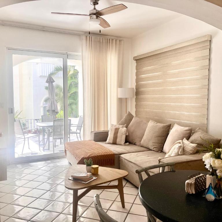 Mykonos 1BR apt recently remodeled next to beach big pool - One-Bedroom Apartment - 3