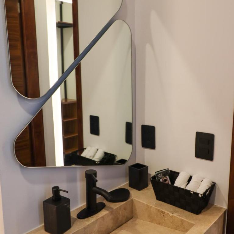Palmas Luxury Apartment 106 - Two-Bedroom Apartment - 26
