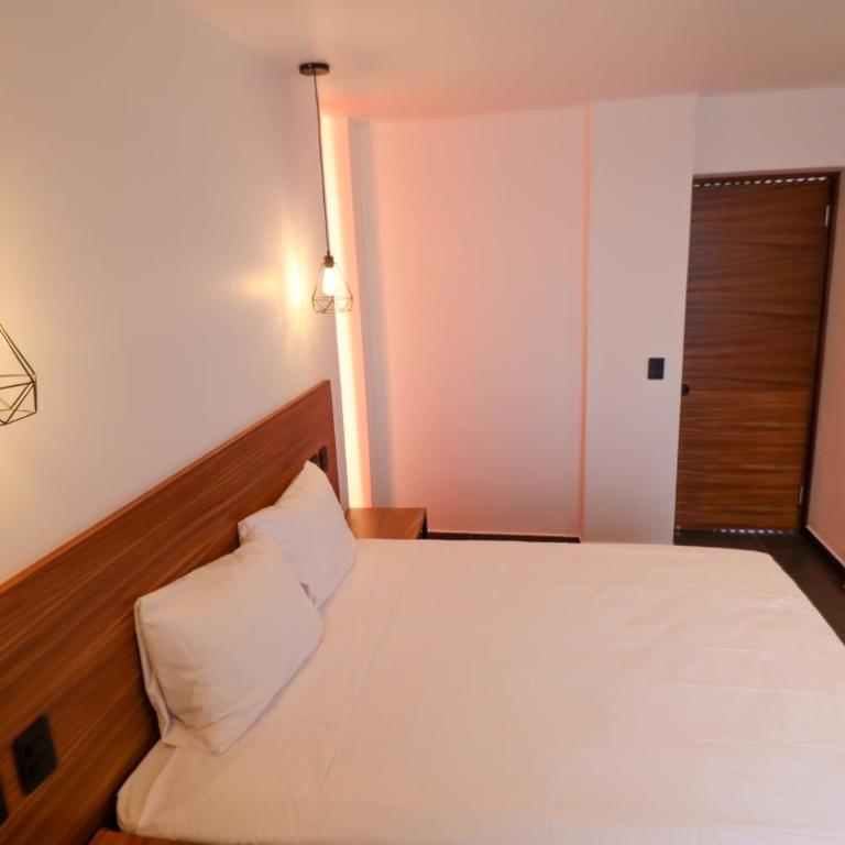 Palmas Luxury Apartment 106 - Two-Bedroom Apartment - 31