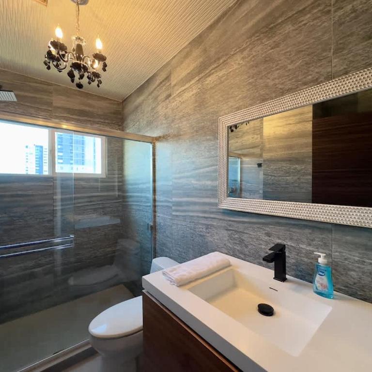 Aqua Tower 3BR-3BA Beachfront Condo in Playas de Tijuana - Suite - 8
