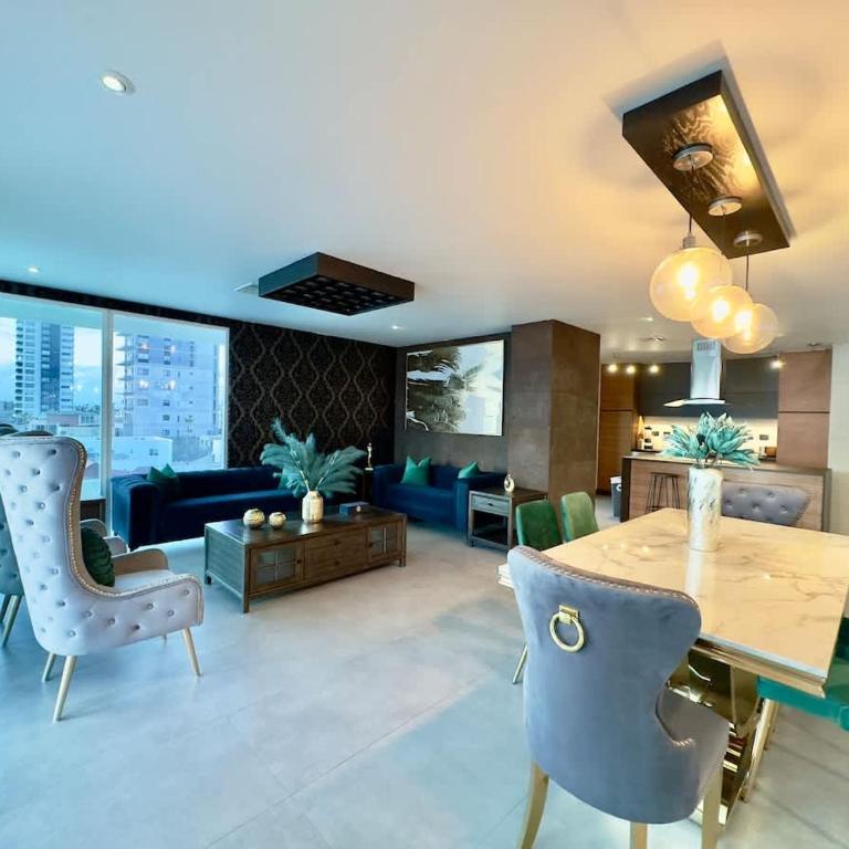 Aqua Tower 3BR-3BA Beachfront Condo in Playas de Tijuana - Suite - 27