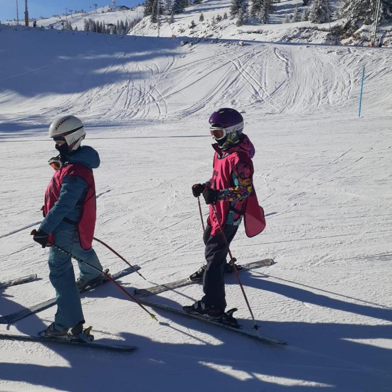 Ski Deki - Two-Bedroom Apartment - 31
