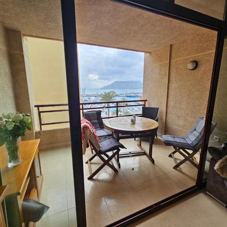 Ifach & Sea View Retreat Calp - Two-Bedroom Apartment - 9