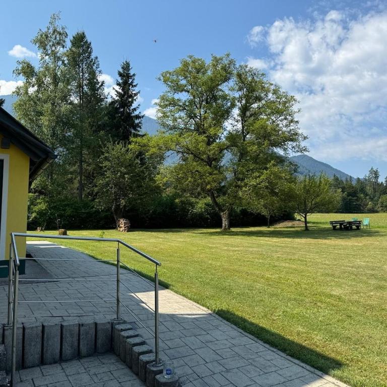Gemütliche Ferienwohnung in Petzennähe - Apartment mit 3 Schlafzimmern - 2