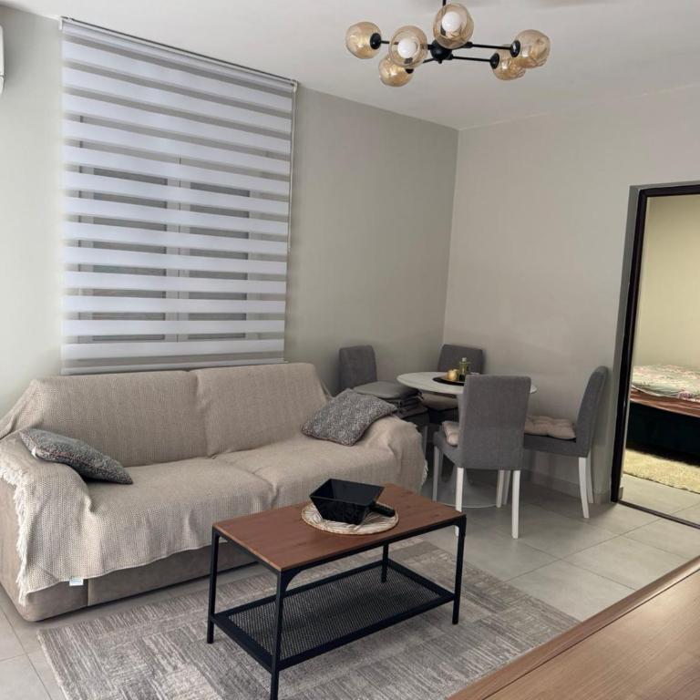 Sea Breeze Budva - One-Bedroom Apartment - 7