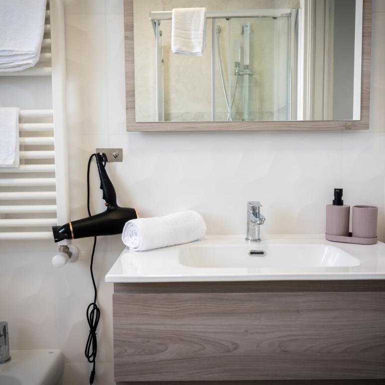 LikeHome Taranto - 2 ville indipendenti - Villa con Piscina Privata - 12