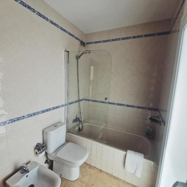 Apartamento plaza los naranjos - Two-Bedroom Apartment - 26