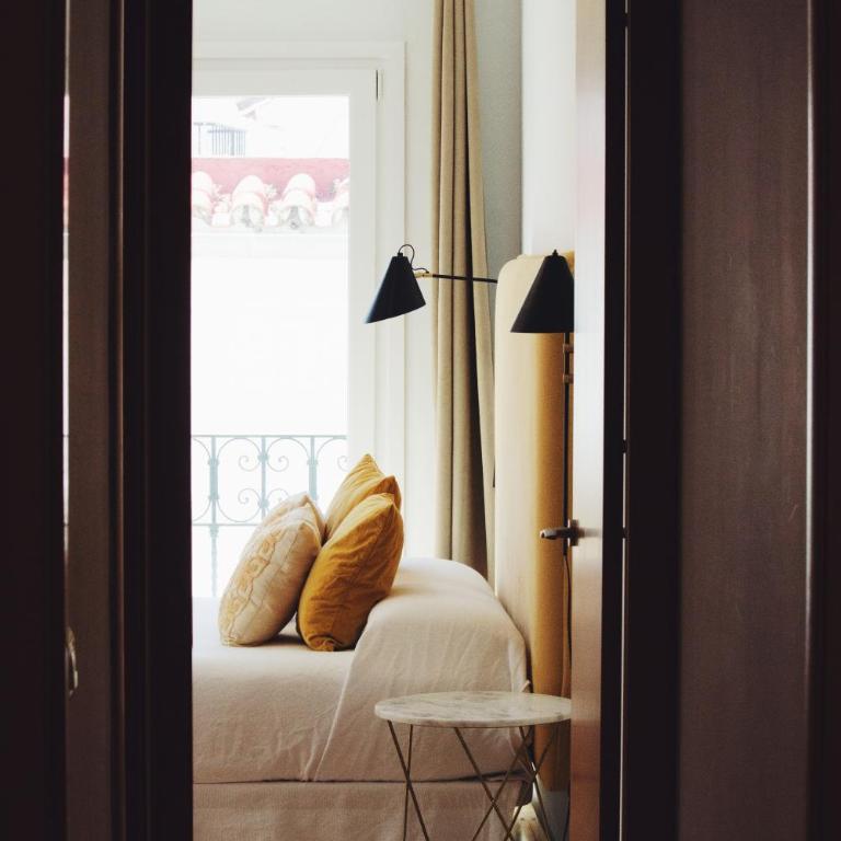Apartamento plaza los naranjos - Two-Bedroom Apartment - 20
