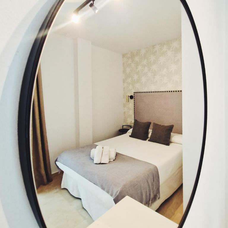 Apartamento plaza los naranjos - Two-Bedroom Apartment - 18