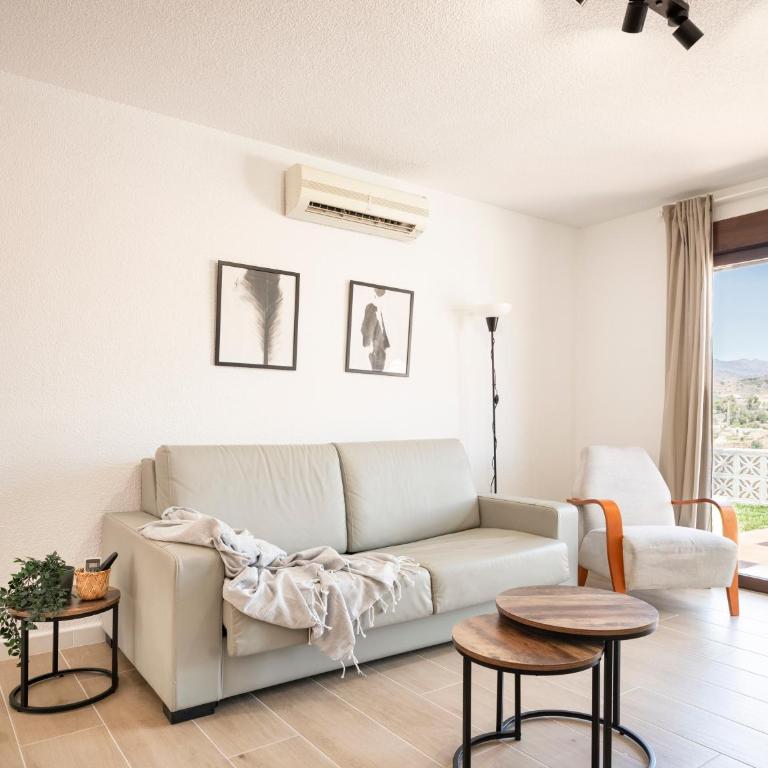 Lambda beach house piscina y parking - Apartamento de 2 dormitorios - 55