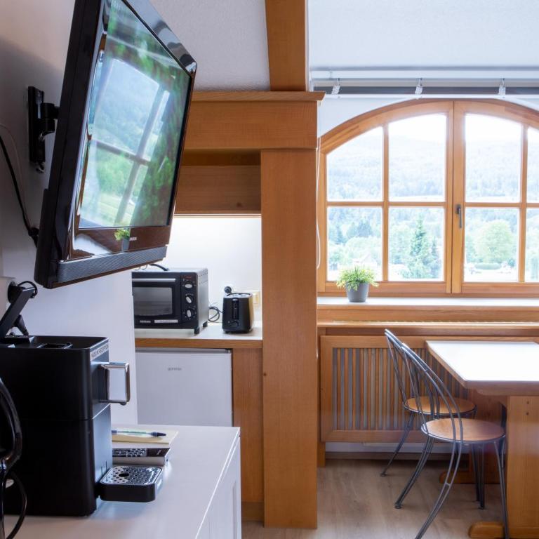 Ferienwohnungen Gabriel - Apartment mit 2 Schlafzimmern und Blick auf das Wasser - 10