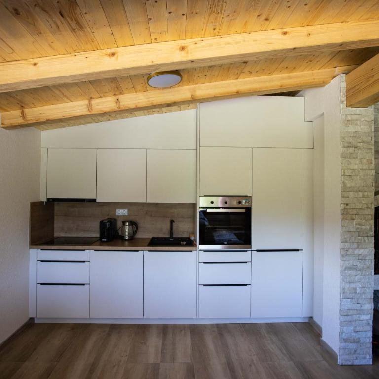 Villa Ella - Three-Bedroom Villa - 7