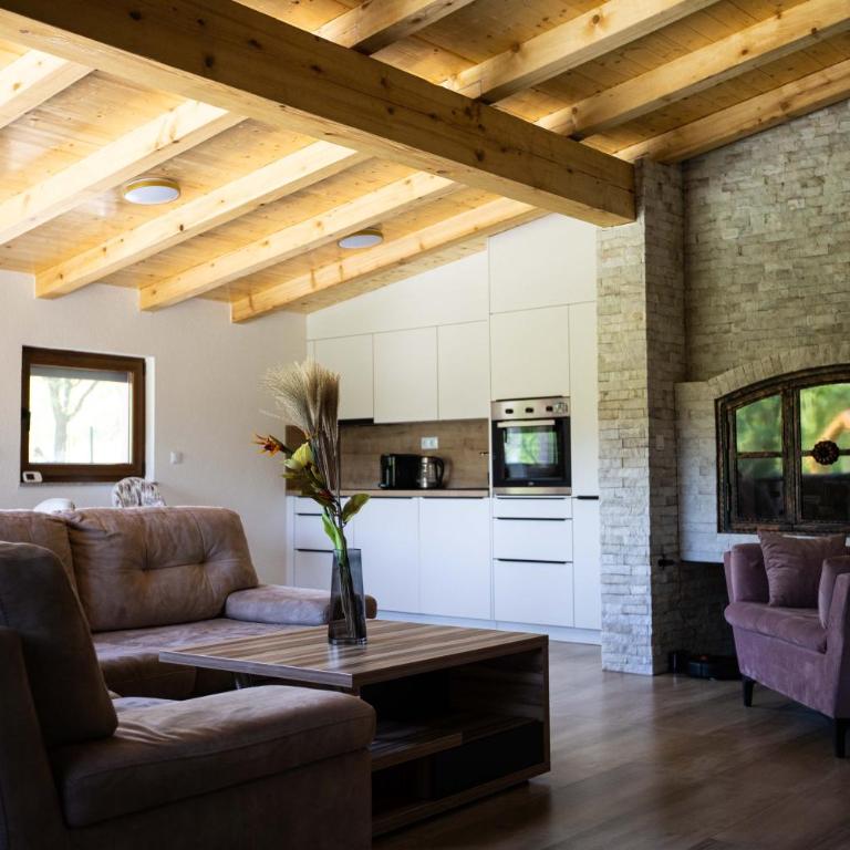 Villa Ella - Three-Bedroom Villa - 3