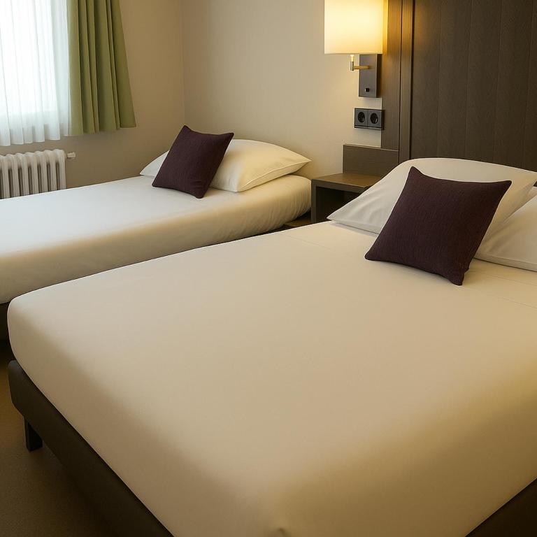 Hôtel Albert Elisabeth Gare SNCF - Chambre Double avec 1 Canapé Simple - 5