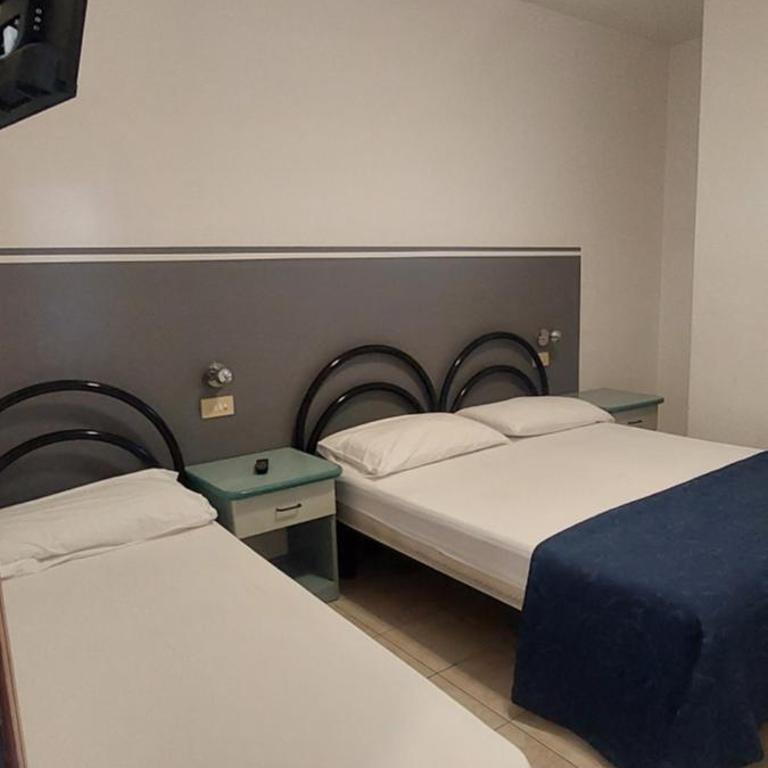 Residence Danubio - Appartamento Familiare con 2 Camere da Letto - 2