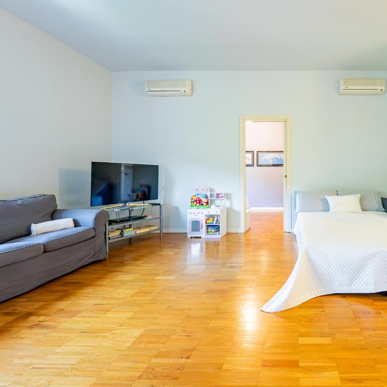 Lecco 1 - Vista Lago - A due passi dal centro - Appartamento con 1 Camera da Letto - 40