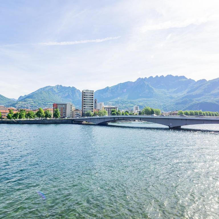 Lecco 1 - Vista Lago - A due passi dal centro - Appartamento con 1 Camera da Letto - 52