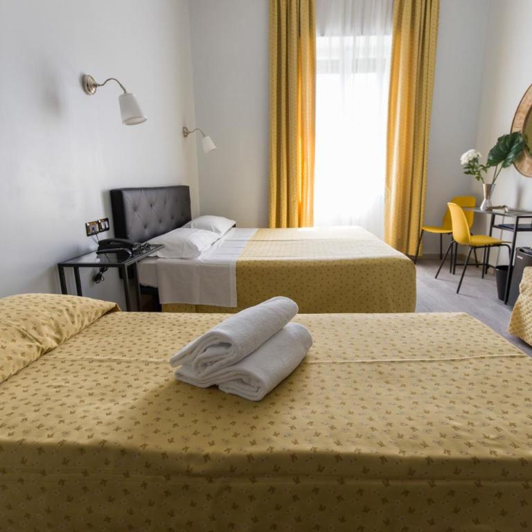 Hotel Ponte Sassi - Superior Triple Room - 1