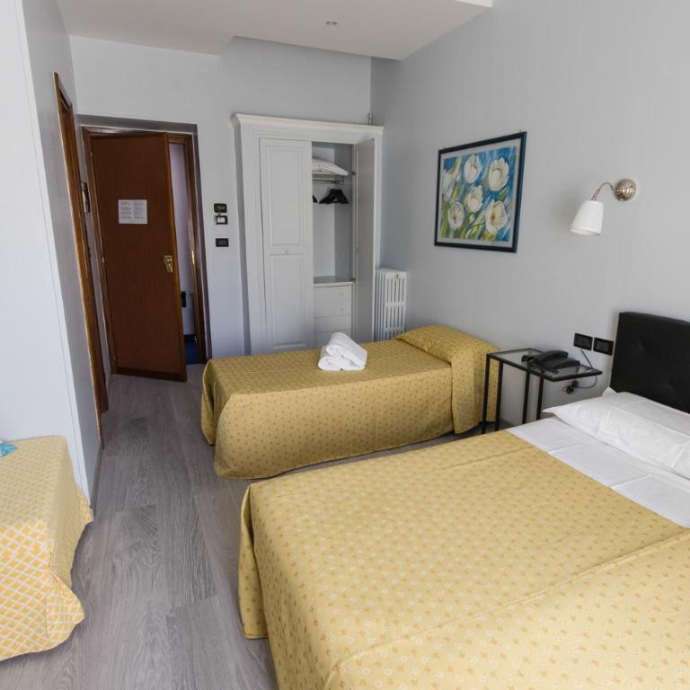 Hotel Ponte Sassi - Superior Triple Room - 3