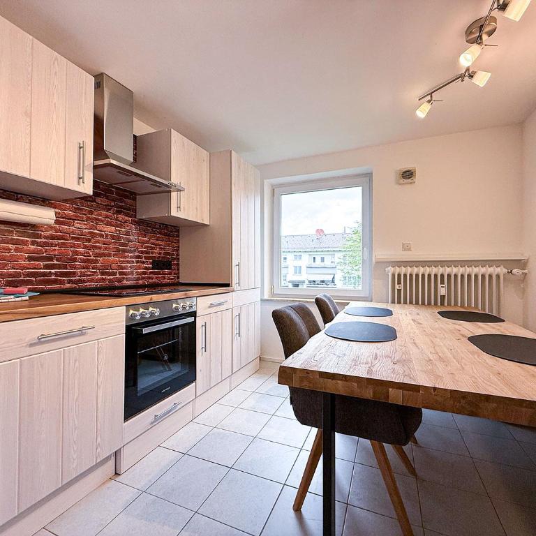 FEWO Etage EINS - Apartment mit Balkon - 2