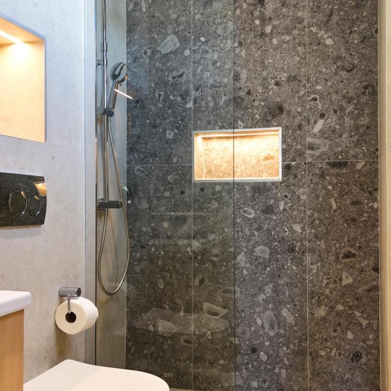 Alpesa Apartments - Two-Bedroom Apartment - 9