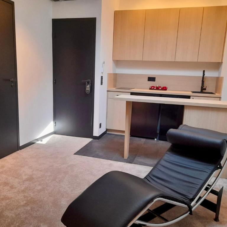 Suite sous les toits 25m2 à 1mn du port de CASSIS - Superior Studio - 2