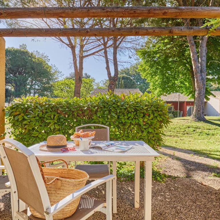 Résidence Odalys Le Village Camarguais Les Gardians - Studio Triple Standard - 11
