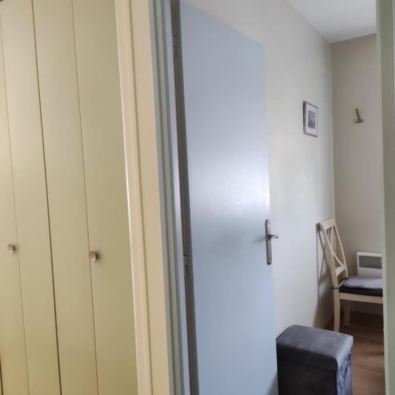Appartement T2 450m de la plage des demoiselles, avec garage et possibilité de vélos à 950m de la rue piétonne - Appartement 1 Chambre - 4