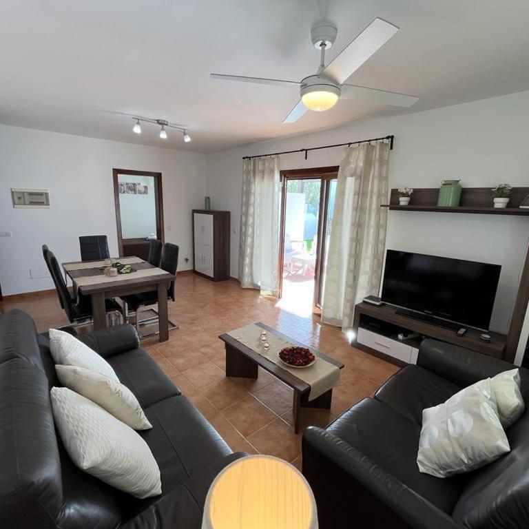 Villa Aloe 4 - Three-Bedroom Home - 30