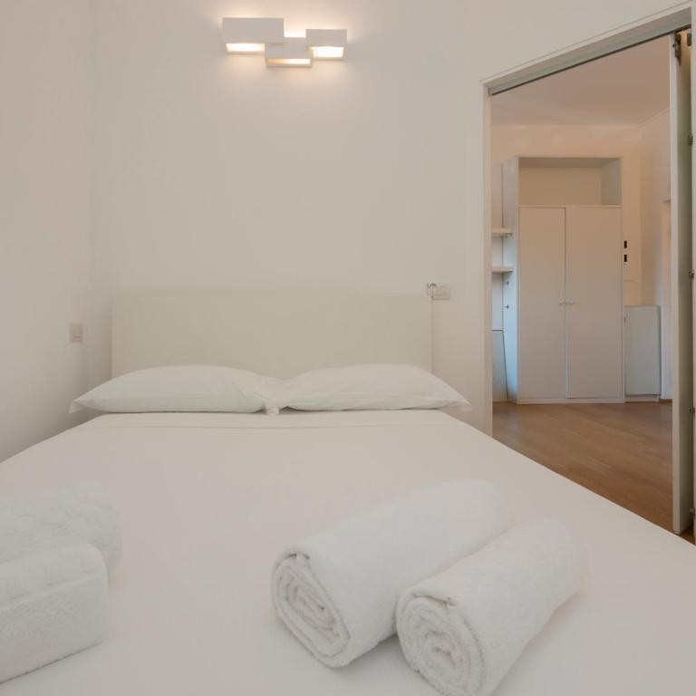 Sant'Agostino-Centro near M2 - Appartamento con 1 Camera da Letto e Balcone - 9