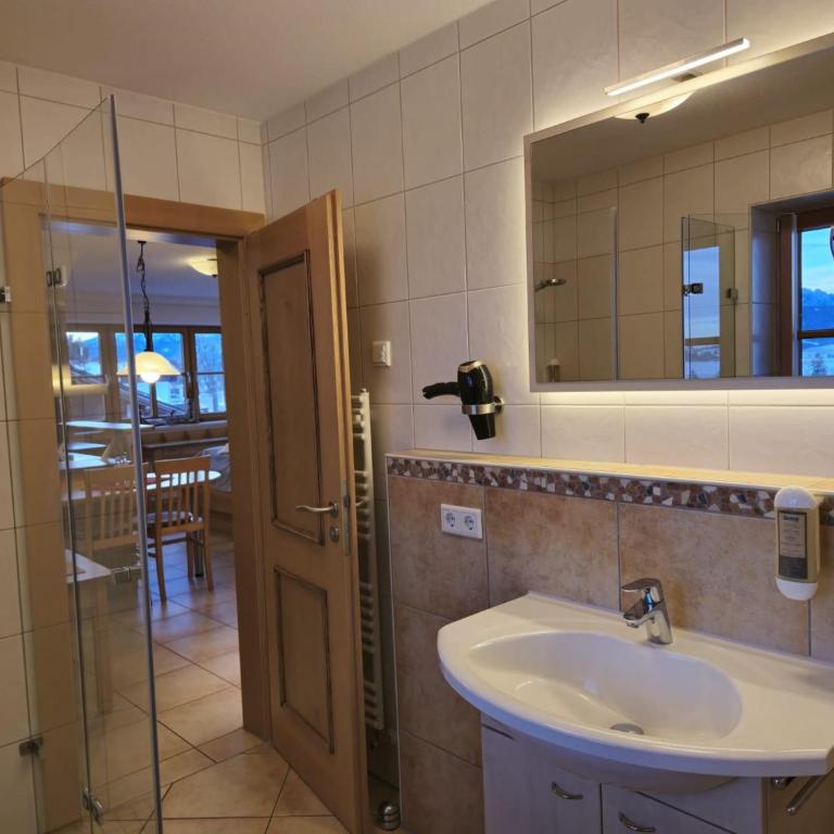 Ferienhof Haug - Apartment mit 1 Schlafzimmer, Balkon und Aussicht auf das Wasser - 7