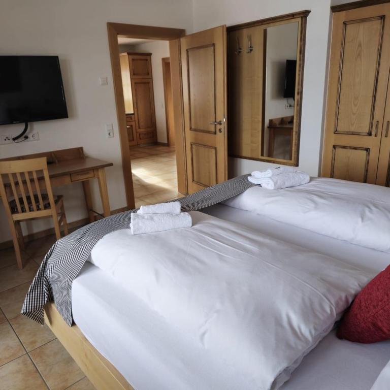 Ferienhof Haug - Apartment mit 1 Schlafzimmer, Balkon und Bergblick - 8