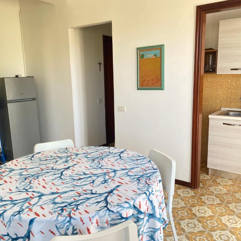 Piano terra con corte privata e posto auto 450 mt mare - Appartamento con 2 Camere da Letto - 5