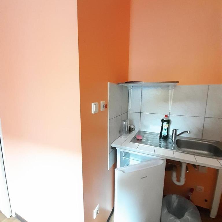 2-Rent Group Hostel Rooms&Apartments TUB19A - Zweibettzimmer - 4
