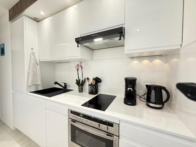Beach Studio in Golfe-Juan near Cannes and Antibes - Appartement - Vue sur Mer - 15