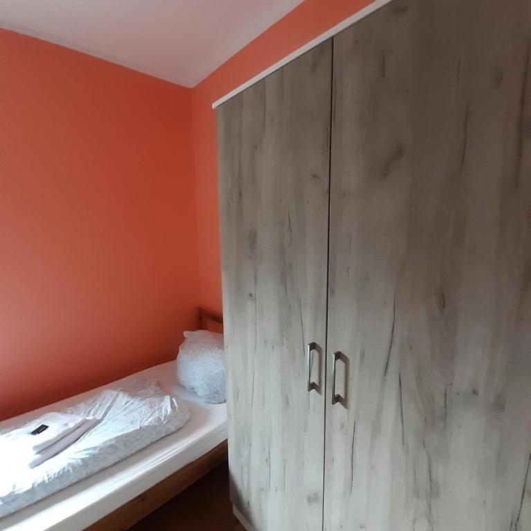 2-Rent Group Hostel Rooms&Apartments TUB19A - Zweibettzimmer - 4