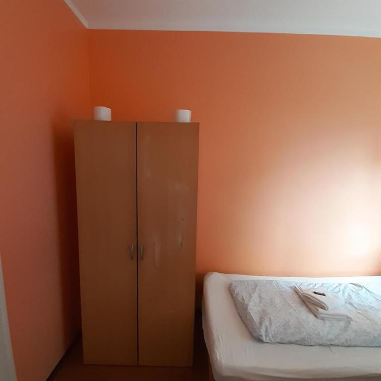 2-Rent Group Hostel Rooms&Apartments TUB19A - Standard Zweibettzimmer - 2