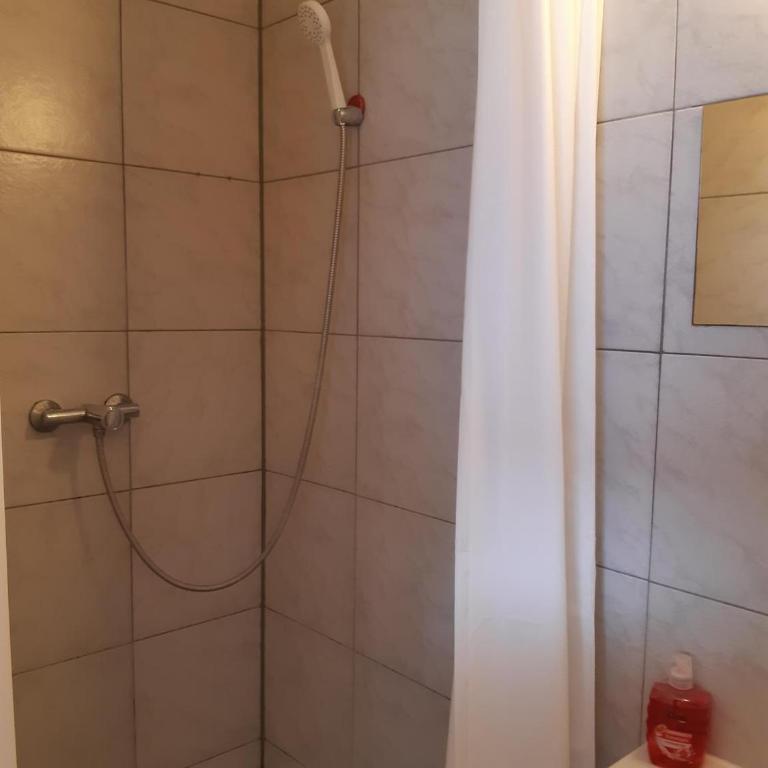 2-Rent Group Hostel Rooms&Apartments TUB19A - Zweibettzimmer - 4