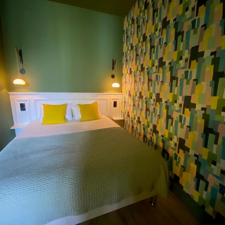 Grand Hotel De La Poste - Lyon Sud - Vienne - Chambre Double Supérieure - 5