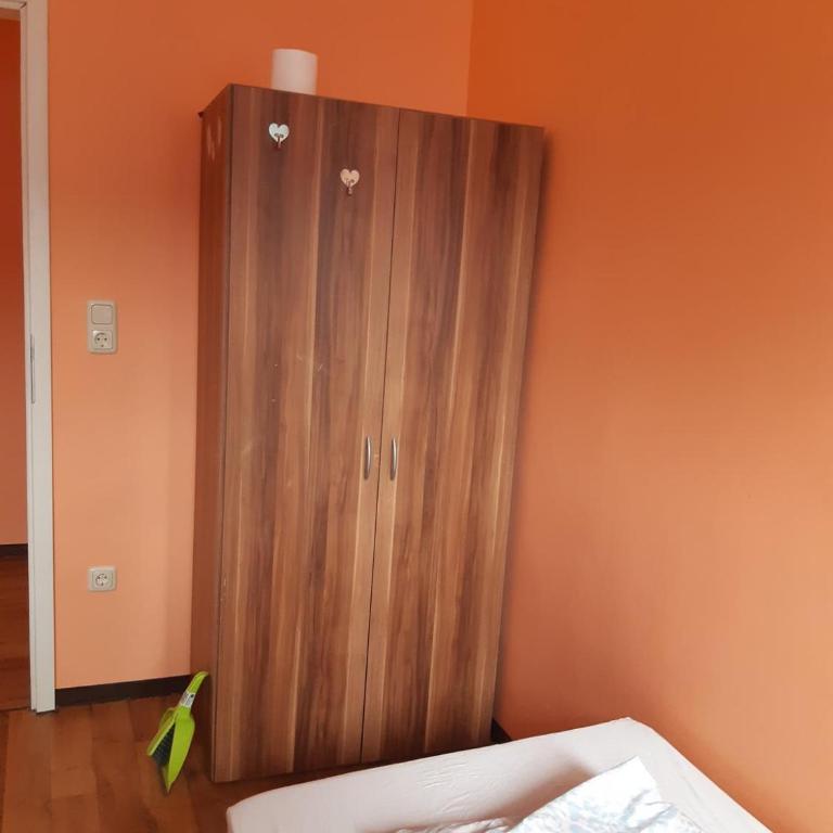 2-Rent Group Hostel Rooms&Apartments TUB19A - Einzelzimmer mit Gemeinschaftsbad - 1