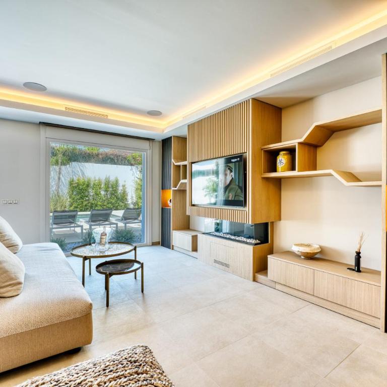 3004 Luxury Modern Villa with Pool - Villa - 7