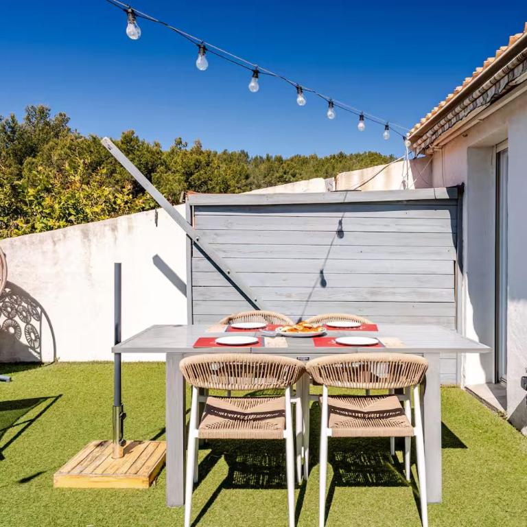 VUEMER Bandol - GRANDE TERRASSE de 45m2 VUE MER PISCINE PARKING - Apartment mit 1 Schlafzimmer - 5